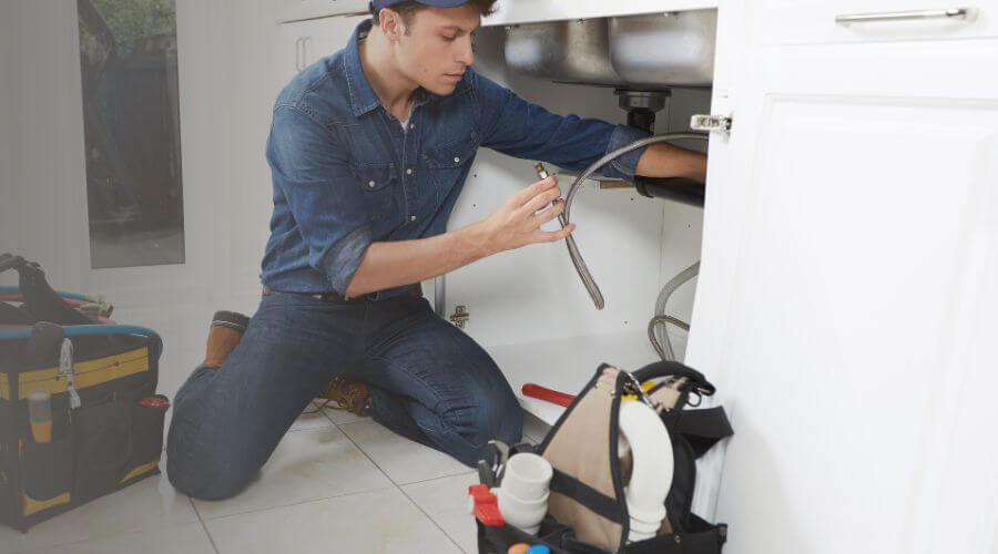 Emergency Leak Repair in Center, TX